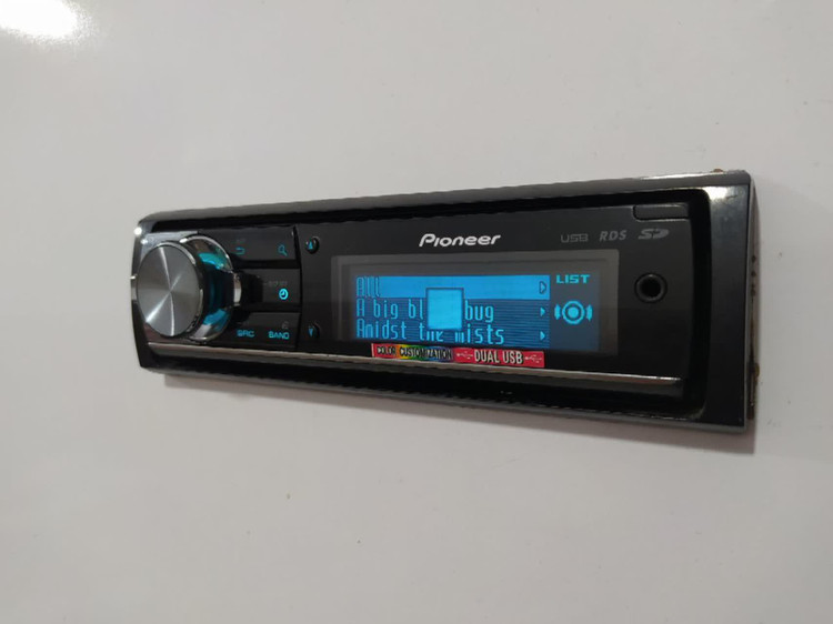 ضبط حرفه ای پایونیر مدل Pioneer DEH-7450SD شش خروجه 4.5 ولتی مولتی کالر