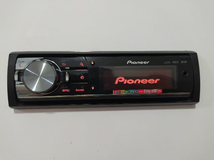 ضبط حرفه ای پایونیر مدل Pioneer DEH-7450SD شش خروجه 4.5 ولتی مولتی کالر