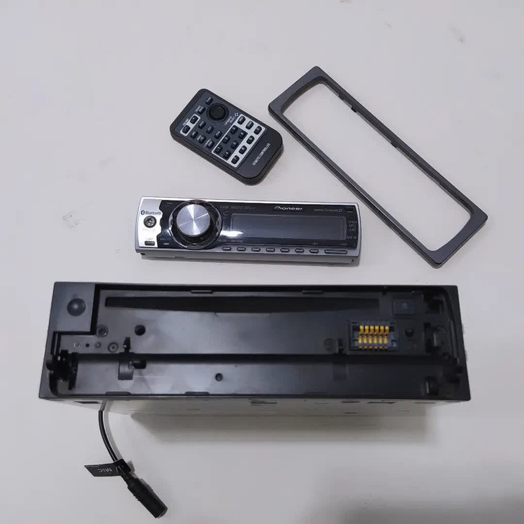 ضبط بلوتوث دار پایونیر مدل p65bt شش خروجه سفارش اروپا