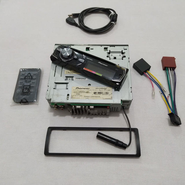 ضبط پایونیر مدل Pioneer DEH-x7550SD شش خروجه مولتی کالر