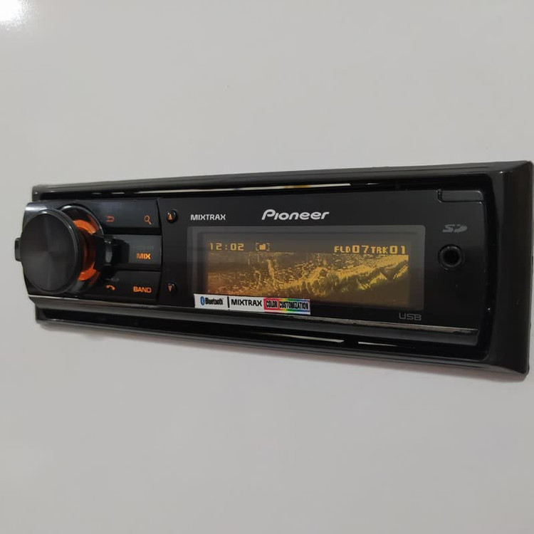 ضبط حرفه ای پایونیرPioneer DEH-X9550BT شش خروجه بلوتوث دار