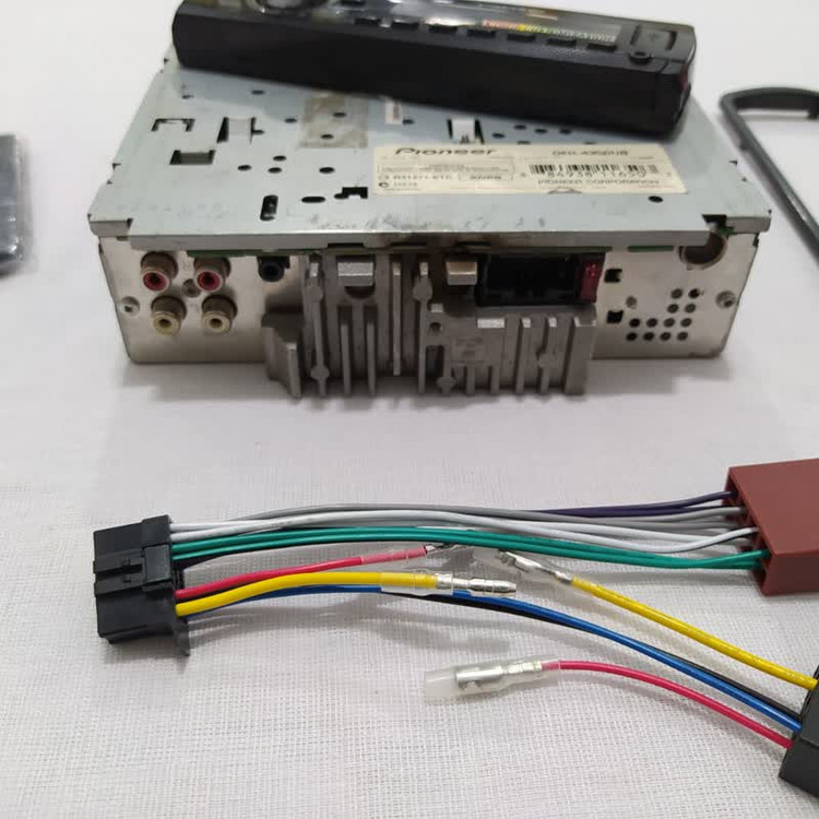 ضبط پایونیر مدل 4350 چهارخروجه مولتی کالر