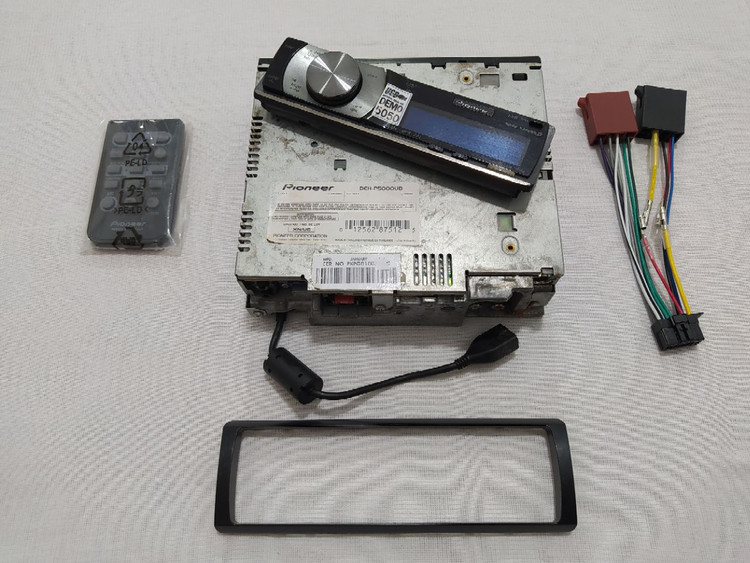 ضبط پایونیر مدل DEH_P5000UB شش خروجه