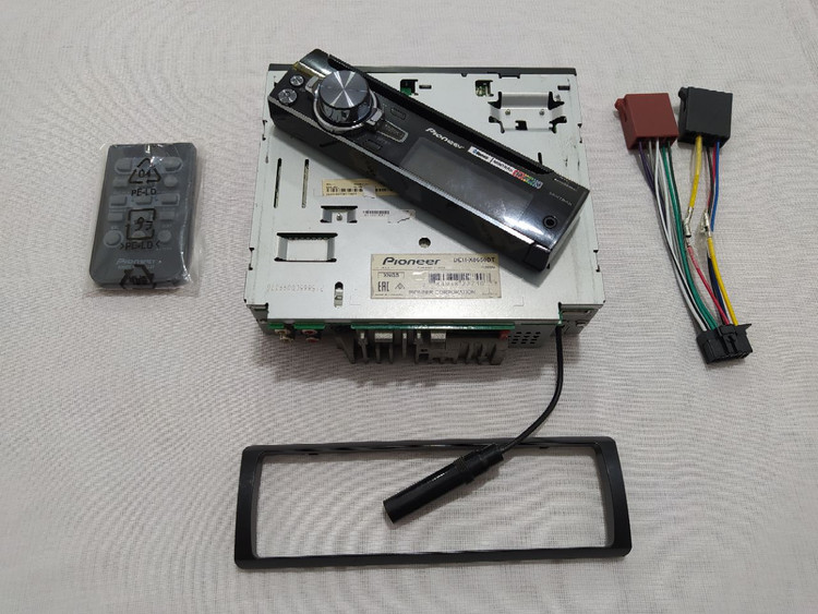 ضبط بلوتوث دار پایونیر مدل Pioneer DEH-X8650BT شش خروجه مولتی کالر