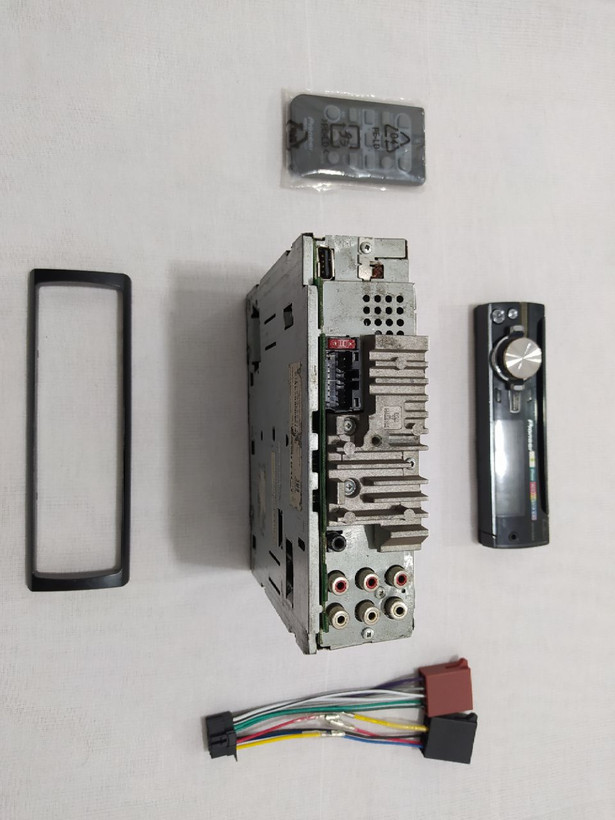 ضبط خودرو پایونیر DEH X7650SD شش خروجه دمو رنگی