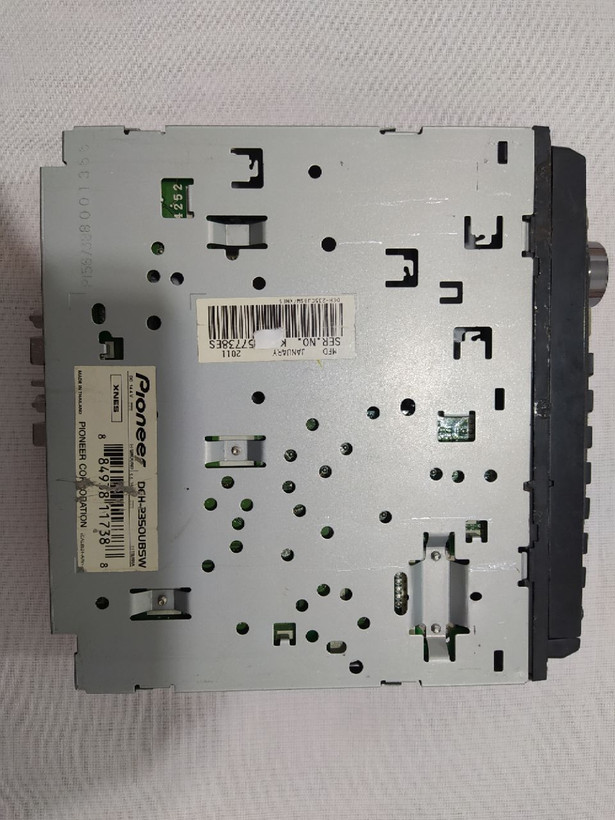 ضبط پایونیر مدل DEH-X2350 دو خروجی امپلی فایر