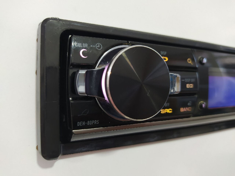ضبط فوق حرفه ای پایونیر Pioneer DEH_80prs هشت خروجه
