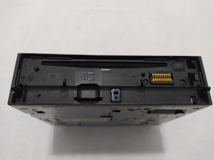 ضبط حرفه ای پایونیر Pioneer DEH-80prs هشت خروجه