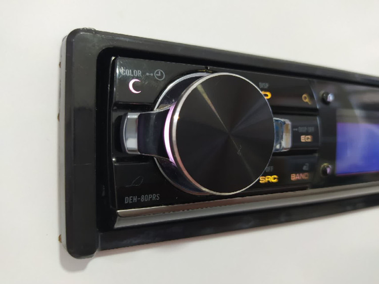 ضبط حرفه ای پایونیر Pioneer DEH-80prs هشت خروجه