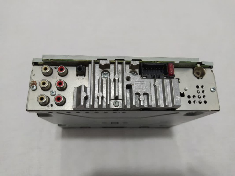 ضبط پایونیر مدل DEH-6350SD شش خروجه