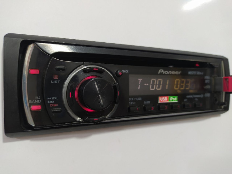 ضبط پایونیر مدل DEH-X2150 دو خروجی امپلی فایر