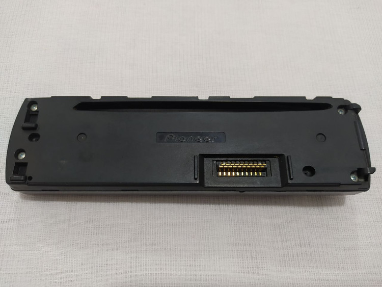 ضبط پایونیر مدل DEH-X2150 دو خروجی امپلی فایر