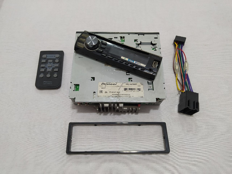ضبط بلوتوث دار پایونیر مدل Pioneer DEH-S4750BT چهارخروجه