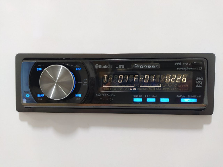 ضبط حرفه ای پایونیر Pioneer DEH-P7050BT شش خروجه بلوتوث دار سفارش اروپا