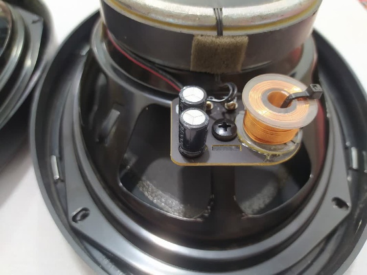 بلندگو کنوود Kenwood KFC-HQ718EX پشت مشکی به شرط اصلی