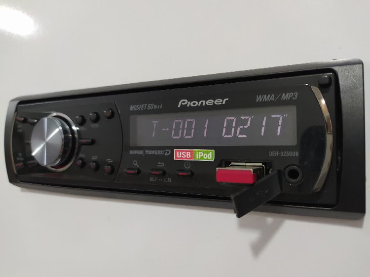 ضبط پایونیر مدل DEH-3250UB چهار خروجه