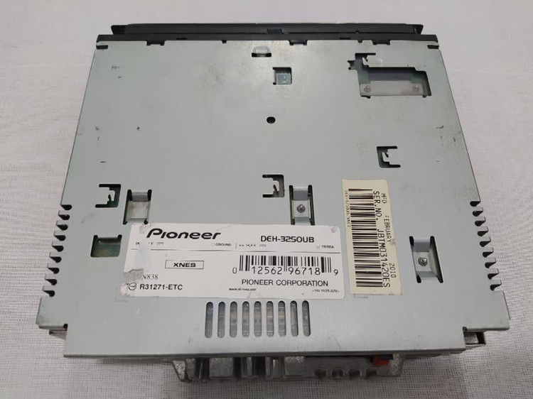 ضبط پایونیر مدل DEH-3250UB چهار خروجه