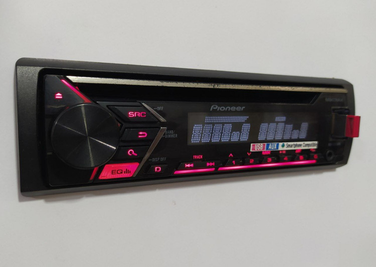ضبط پایونیر مدل DEH-X1050UB دو خروجی امپلی فایر