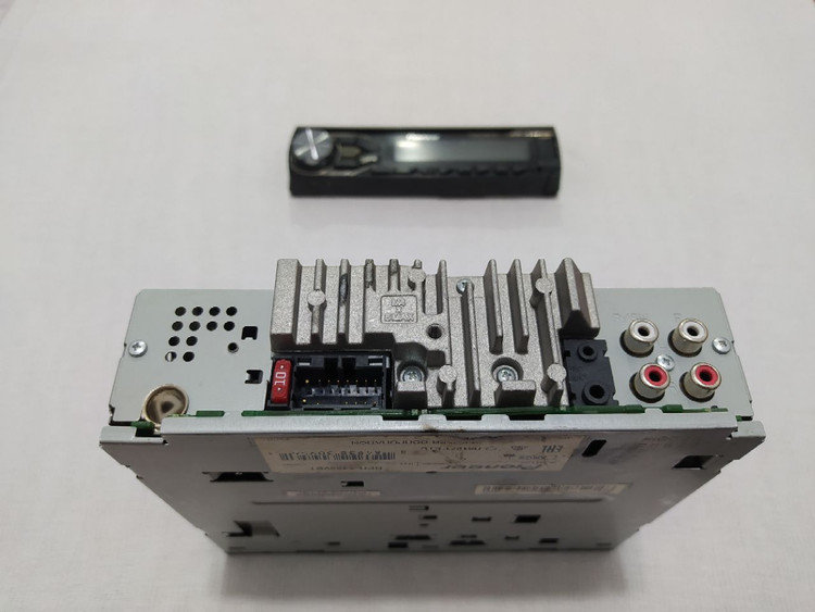 ضبط بلوتوث دار پایونیر PIONEER DEH_X4850BT چهار کانال