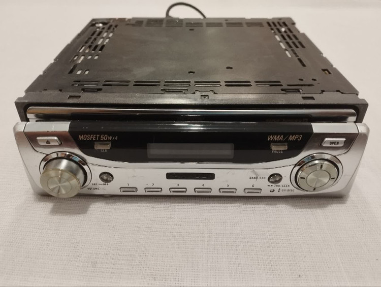 ضبط فوق حرفه ای پایونیر مدل 9650mp شش خروجی 6.5 ولتی دوپنل
