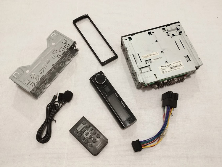ضبط حرفه ای پایونیر Pioneer DEH-X9650BT شش خروجه 4.5 ولتی
