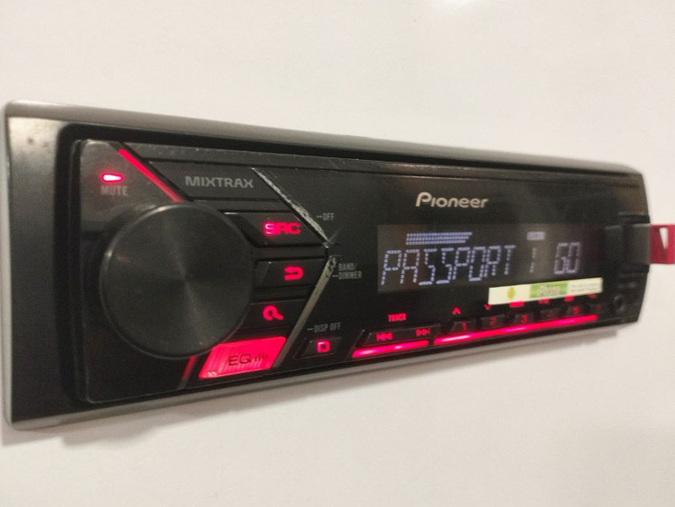 ضبط پایونیر مدل DEH-X105UB دو خروجی امپلی فایر