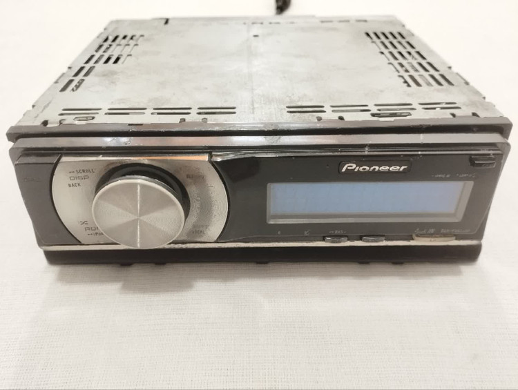 ضبط پایونیر مدل Pioneer DEH-S5050 شش خروجه 4 ولتی
