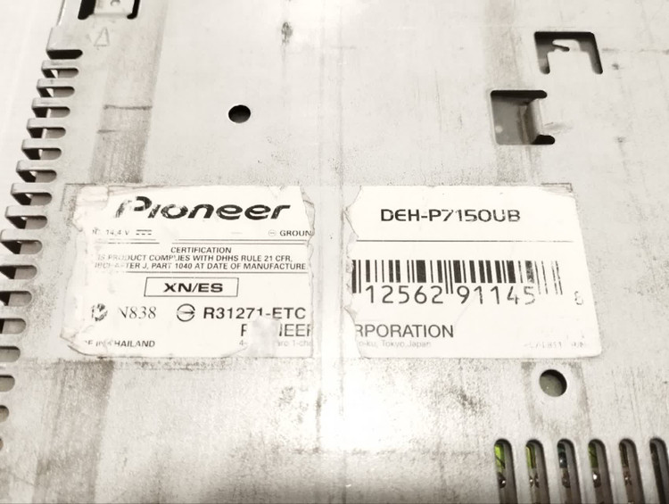 ضبط پایونیر مدل DEH-P7150UB شش خروجه پنل برقی