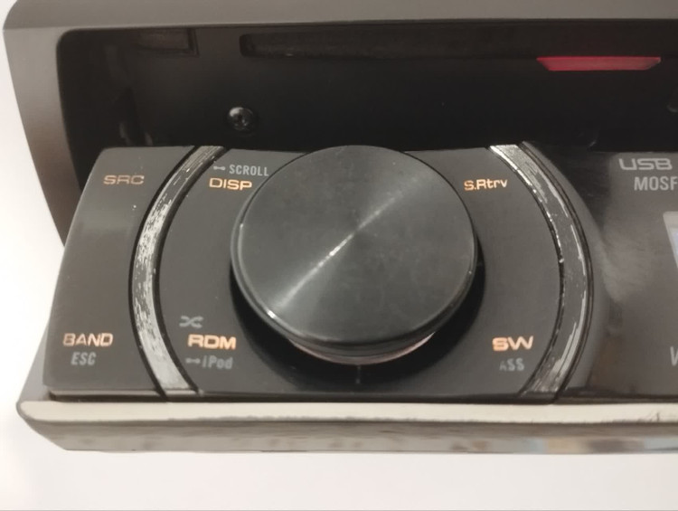 ضبط پایونیر مدل DEH-P7150UB شش خروجه پنل برقی