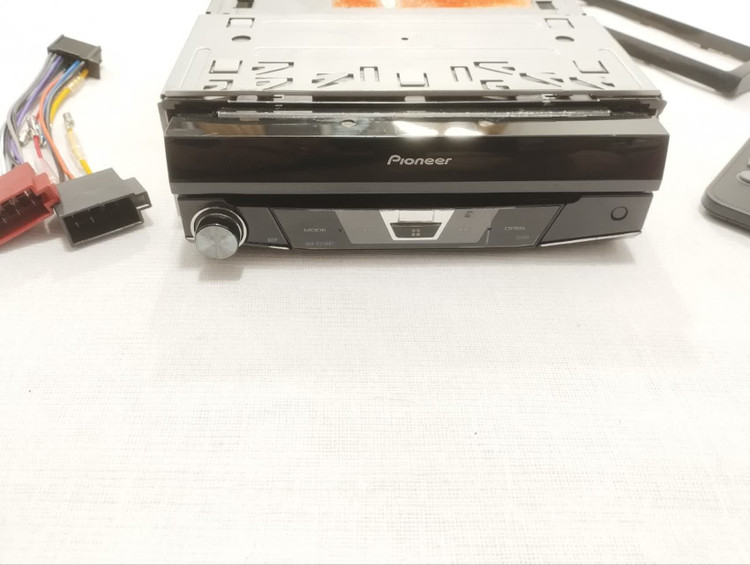پخش رده بالا ایندش پایونیر AVH-p7750bt شش خروجه تصویری