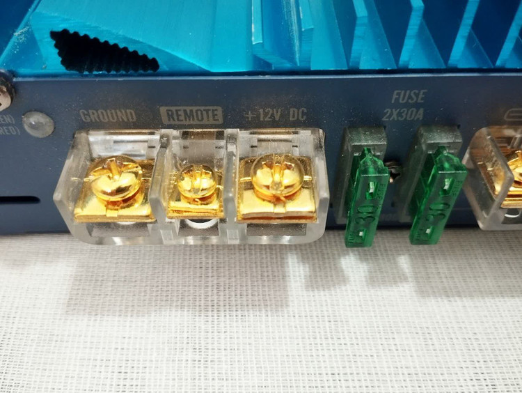 آمپلی فایر بوشمن مدل PCH-4880DX چهارکانال