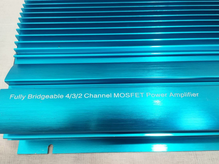 آمپلی فایر بوشمن مدل PCH-4880DX چهارکانال