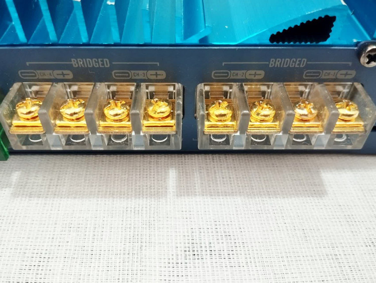 آمپلی فایر بوشمن مدل PCH-4880DX چهارکانال