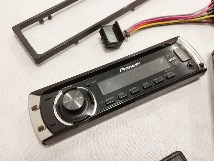 ضبط پایونیر مدل DVH-3150UB دو خروجه آمپلی فایر
