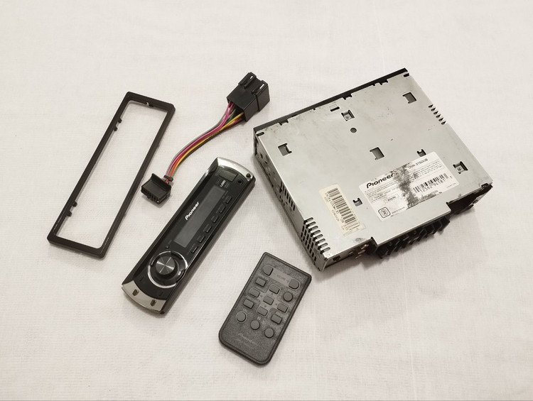 ضبط پایونیر مدل DVH-3150UB دو خروجه آمپلی فایر