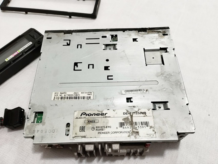 ضبط پایونیر مدل Pioneer DEH-S1253ub شش خروجه