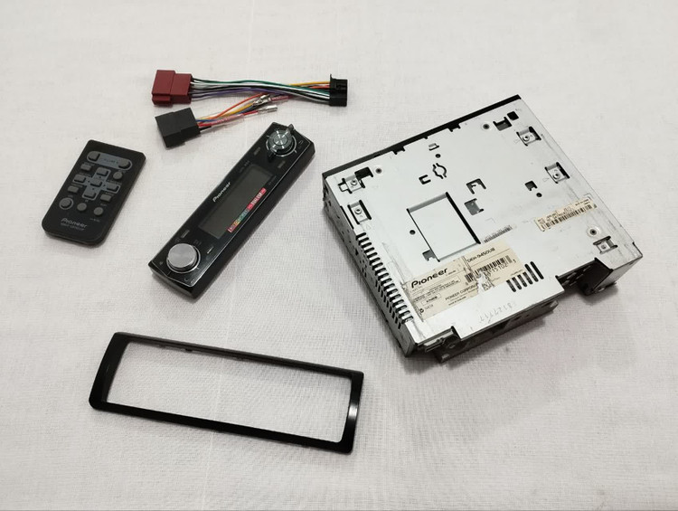 پخش پایونیر Pioneer DEH-9450UB پنل برقی شش خروجه