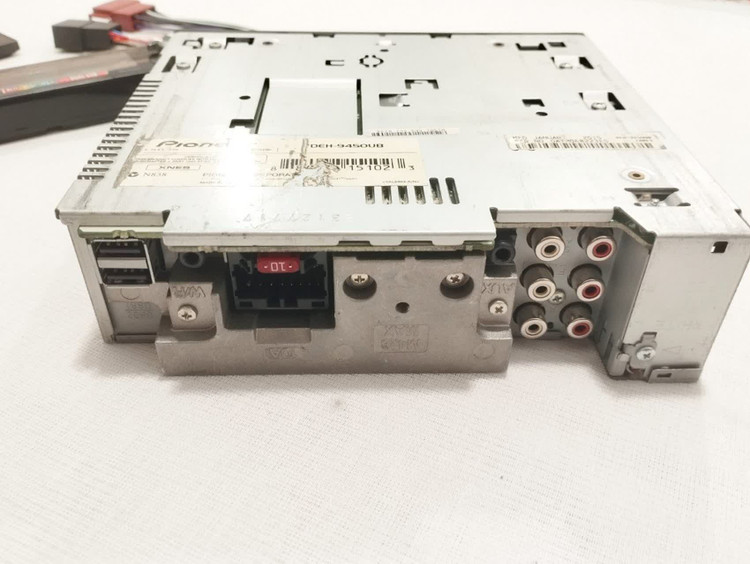 پخش پایونیر Pioneer DEH-9450UB پنل برقی شش خروجه