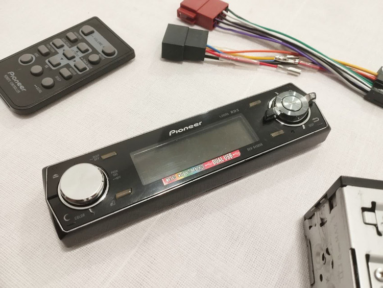 پخش پایونیر Pioneer DEH-9450UB پنل برقی شش خروجه