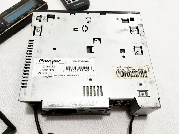 ضبط پایونیر مدل DEH-P7150UB شش خروجه پنل برقی