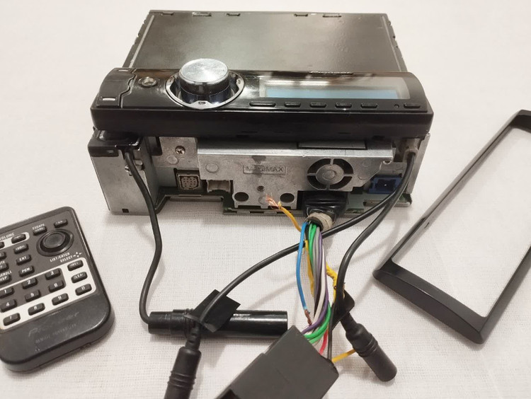 ضبط بلوتوث دار پایونیر مدل DEH-P7900BT شش خروجه ۵ ولتی