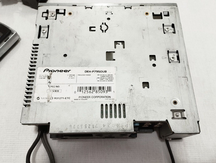 ضبط حرفه ای پایونیر مدل DEH_P7950UB شش خروجه پنل برقی
