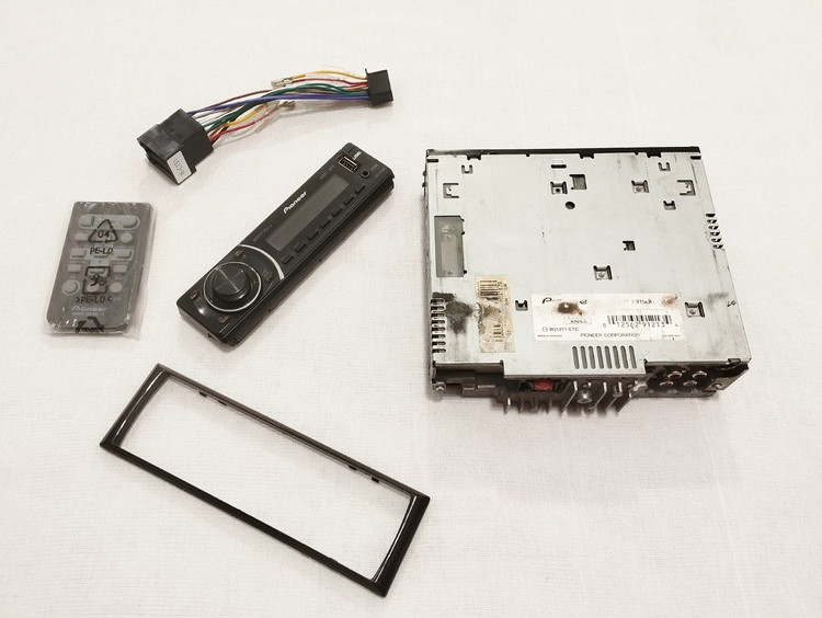 ضبط پایونیر مدل DEH-3150UB چهار خروجه