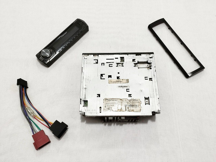 ضبط مولتی کالر پایونیر مدل Pioneer DEH-X3550UI چهارخروجه
