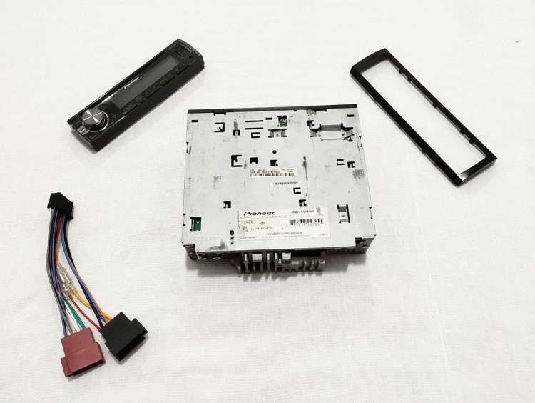 ضبط پایونیر مدل DEH-X3750UI چهارخروجه مولتی کالر