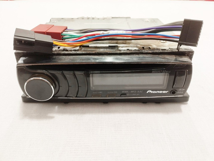 ضبط پایونیر مدل DEH-6350SD شش خروجه