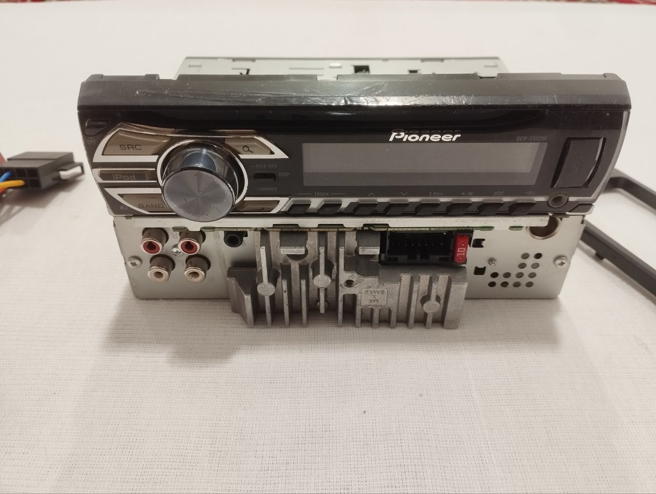 ضبط پایونیر مدل DEH-X2550UB چهار خروجی امپلی فایر