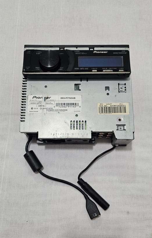 ضبط حرفه ای پایونیر مدل DEH-P7150UB پنل برقی شش خروجه
