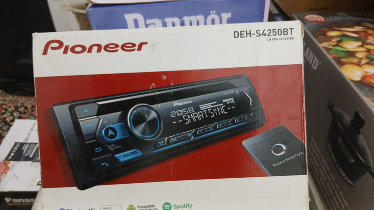 ضبط بلوتوث دار پایونیر مدل Pioneer DEH-S4250BT چهارخروجه