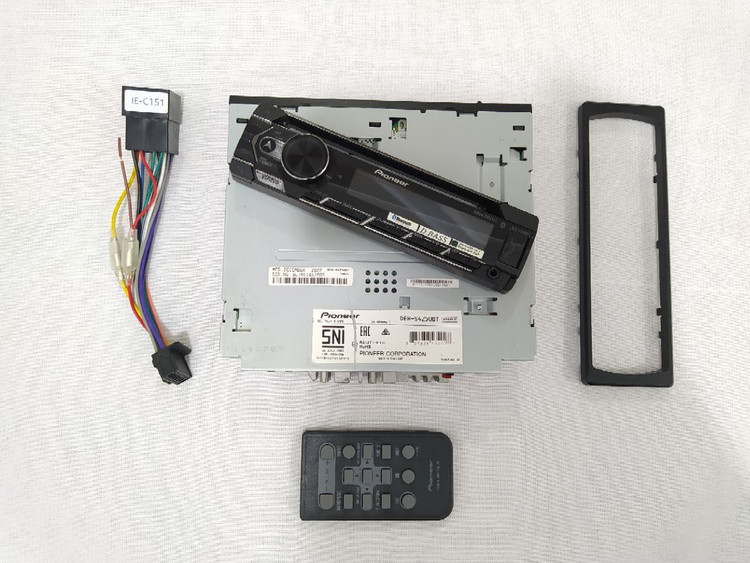 ضبط بلوتوث دار پایونیر مدل Pioneer DEH-S4250BT چهارخروجه